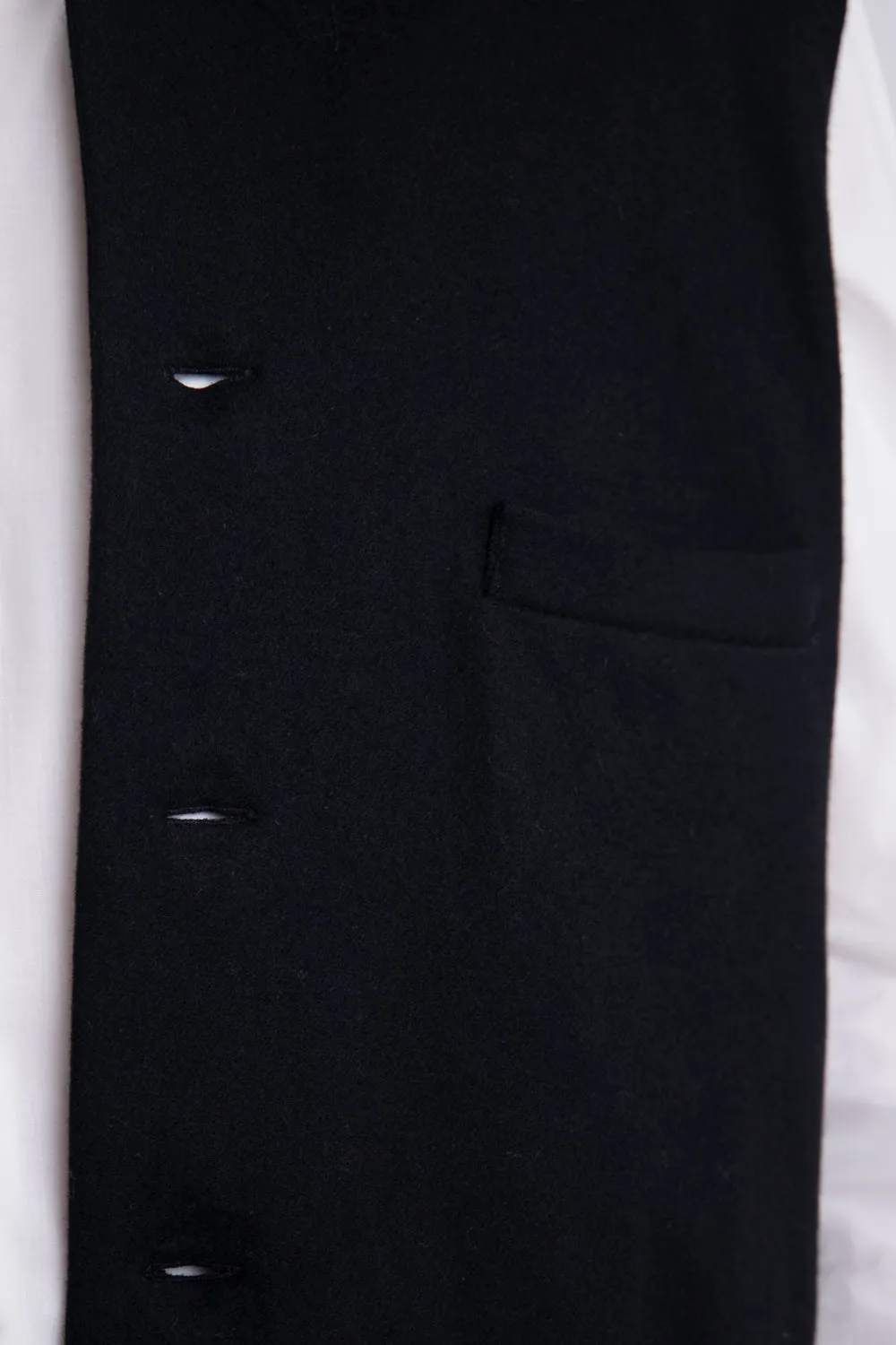 Hassan Lambswool Black Gilet