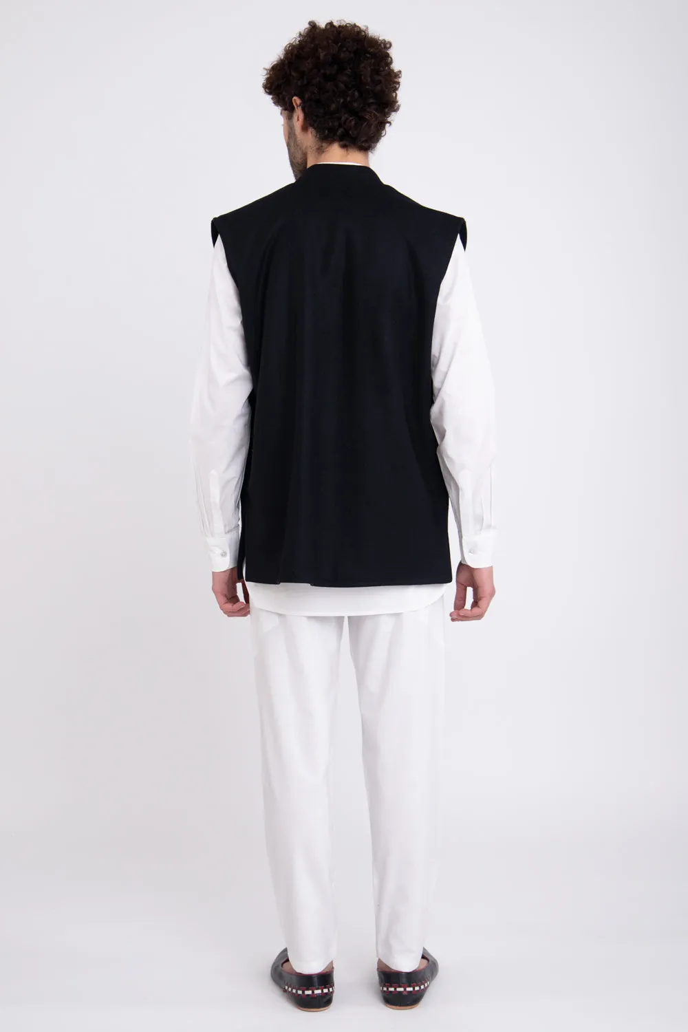 Hassan Lambswool Black Gilet