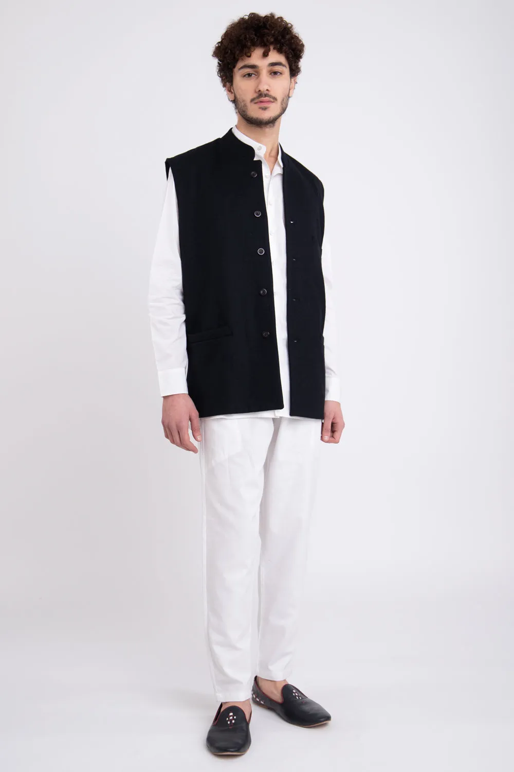 Hassan Lambswool Black Gilet