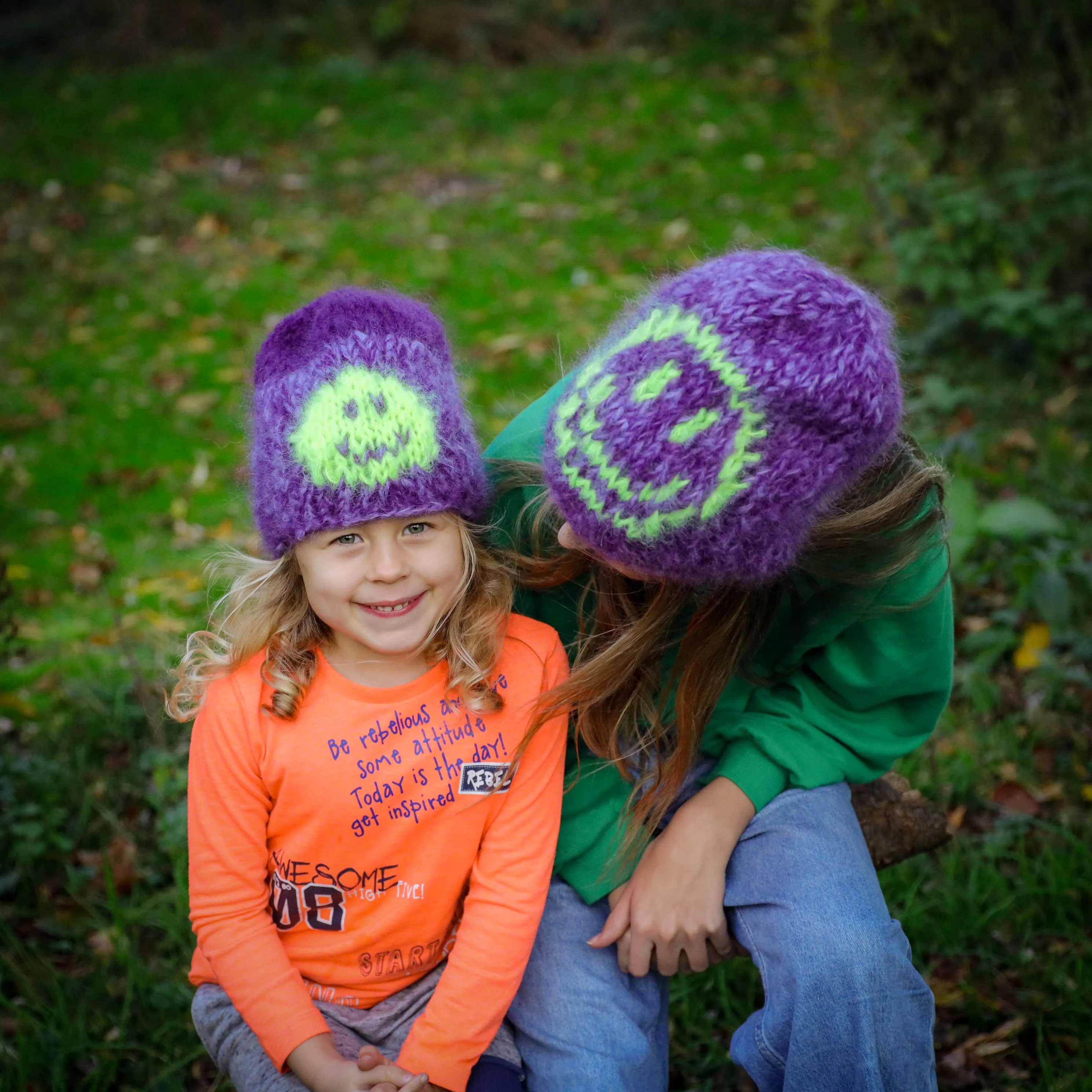 Knitting pattern – Chunky mohair Smiley beanies adult   kid (ENG-NL)