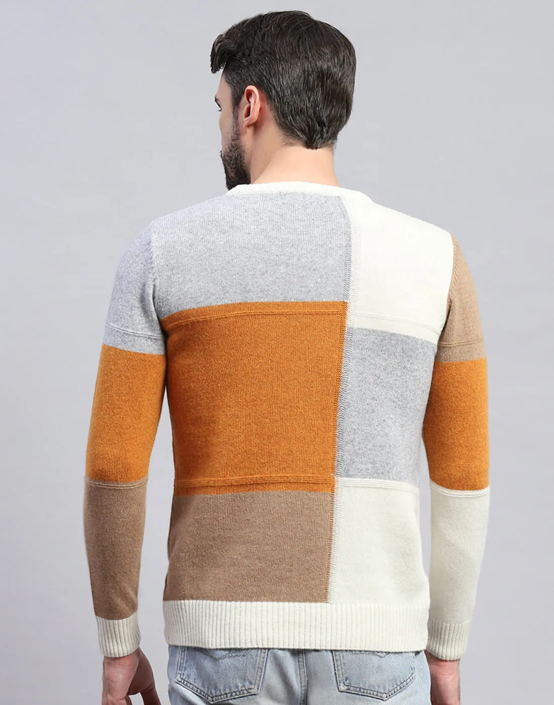 Men Off White Colourblocked Round Neck Full Sleeve Pullover