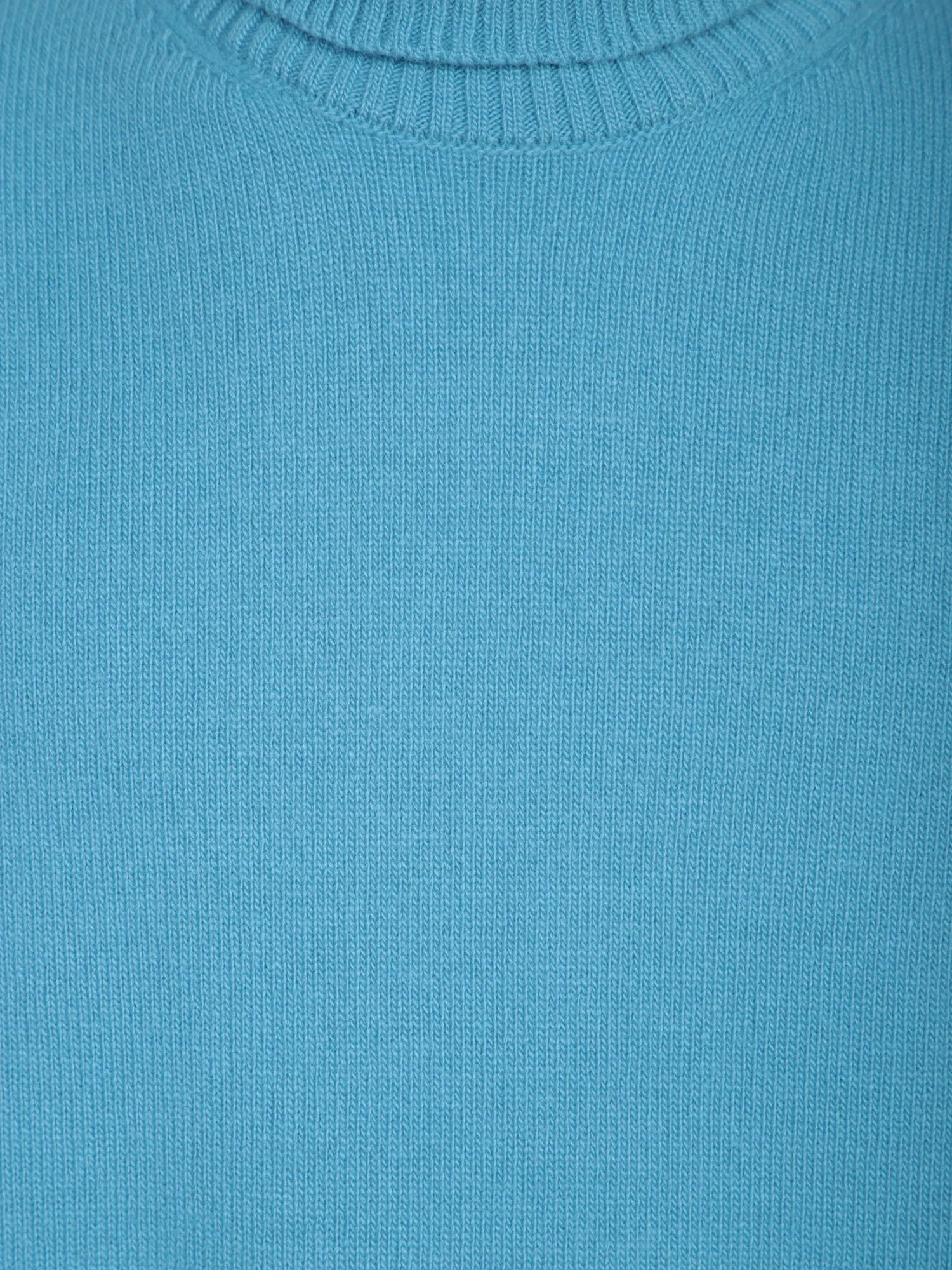 Resort light blue pullover